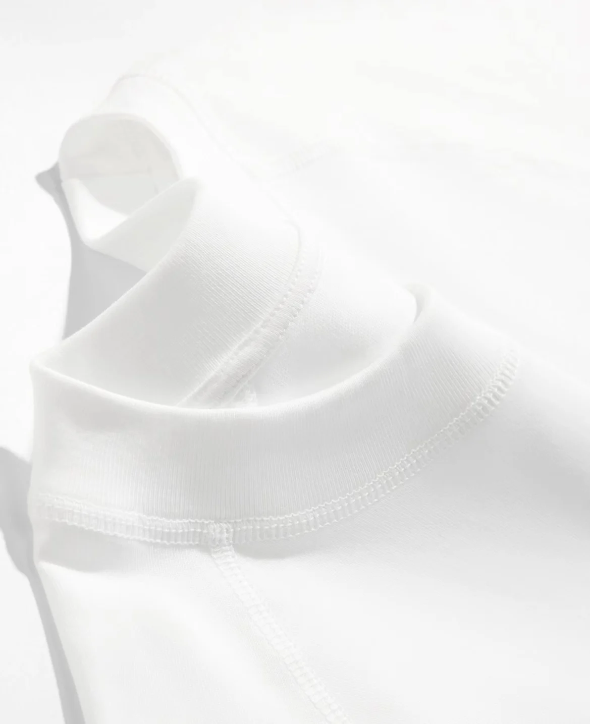 Apres Ski Club SweaT T Shirt L - Winter Clothing Ideas 评论和价格